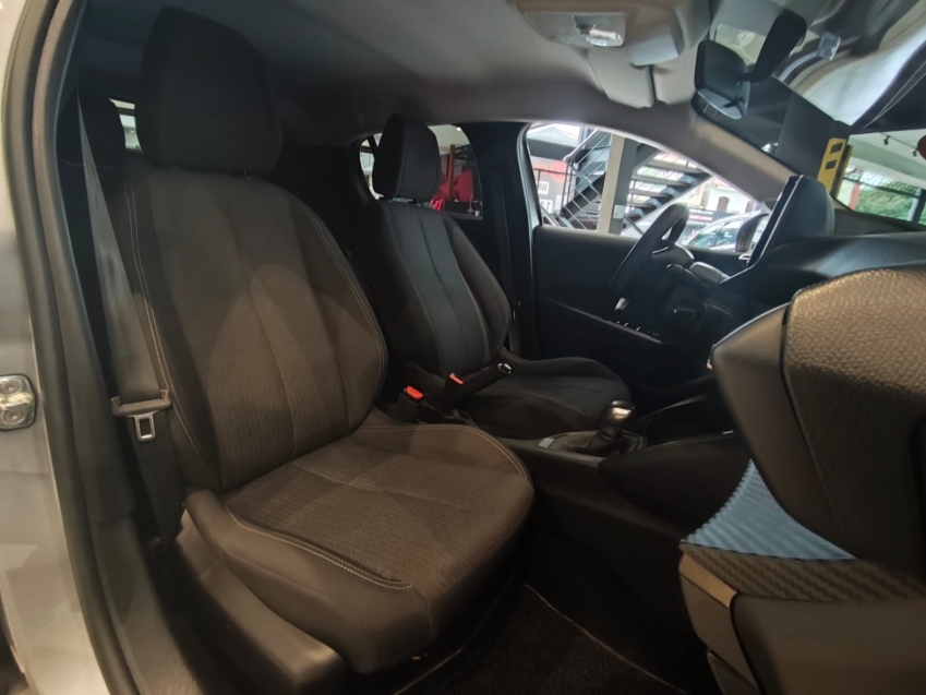 Peugeot-208-1.6 16V FLEX ACTIVE AT6