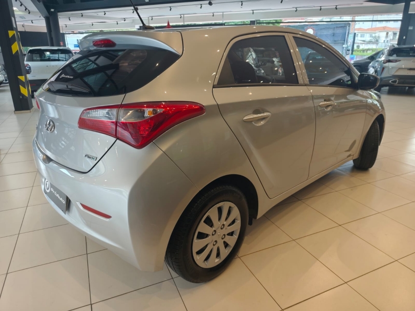 Hyundai-HB20-1.0 COMFORT 12V FLEX 4P MANUAL