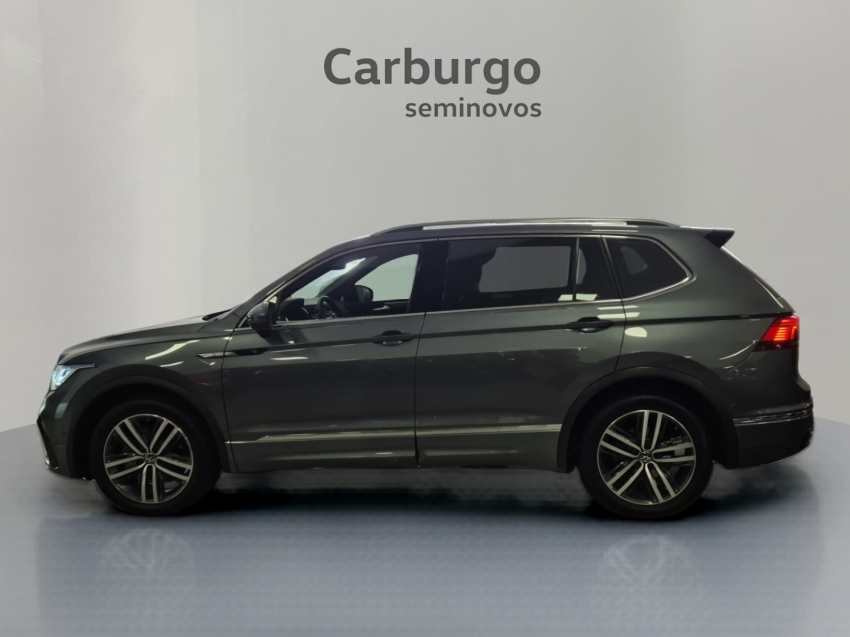 Volkswagen-TIGUAN-2.0 300 TSI GASOLINA ALLSPACE R-LINE AUTOMÁTICO
