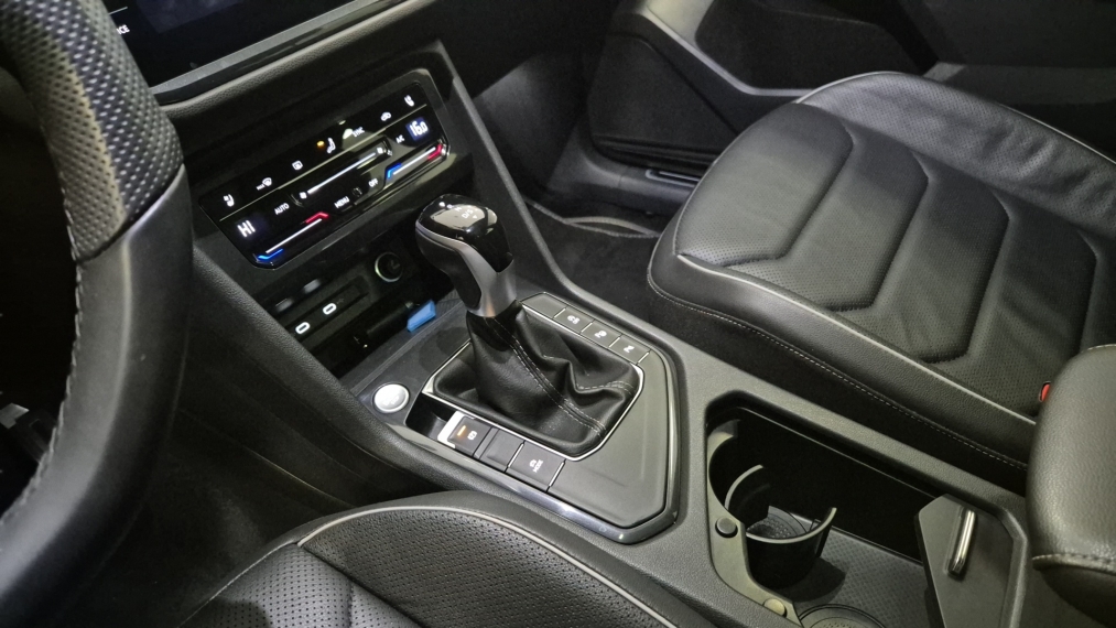 Volkswagen-TIGUAN-2.0 300 TSI GASOLINA ALLSPACE R-LINE AUTOMÁTICO