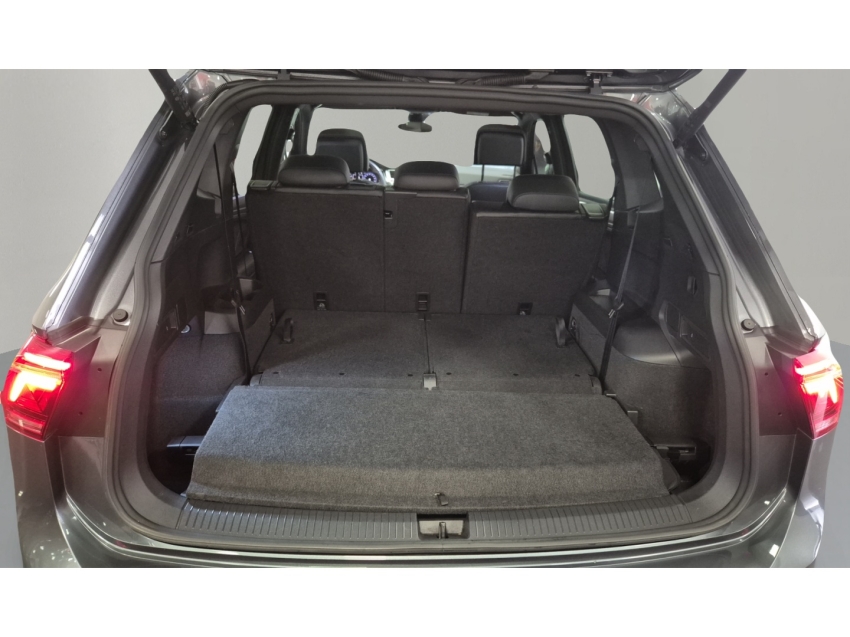 Volkswagen-TIGUAN-2.0 300 TSI GASOLINA ALLSPACE R-LINE AUTOMÁTICO