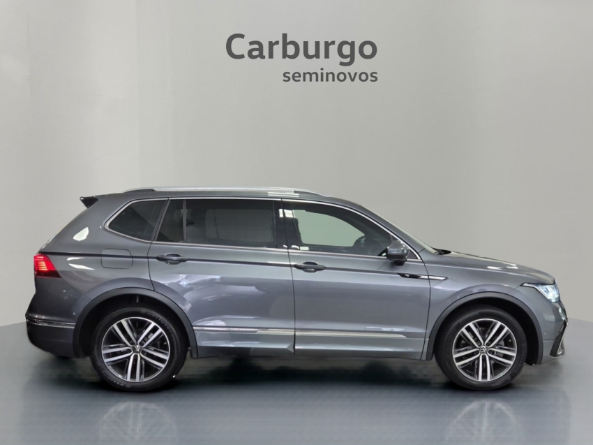 Volkswagen-TIGUAN-2.0 300 TSI GASOLINA ALLSPACE R-LINE AUTOMÁTICO