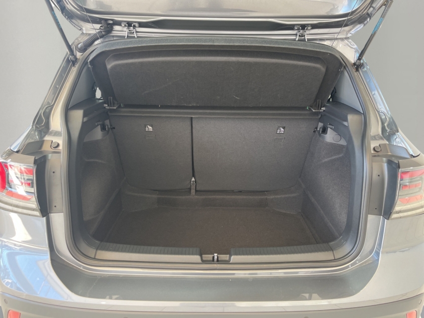 Volkswagen-T-CROSS-1.0 200 TSI TOTAL FLEX AUTOMÁTICO