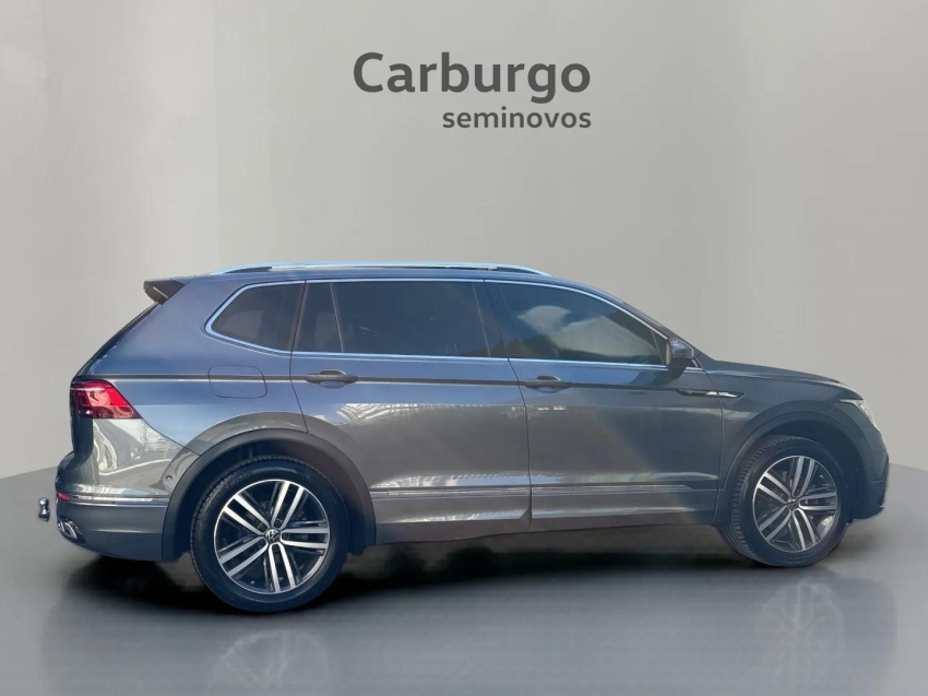 Volkswagen-TIGUAN-2.0 300 TSI GASOLINA ALLSPACE R-LINE AUTOMÁTICO