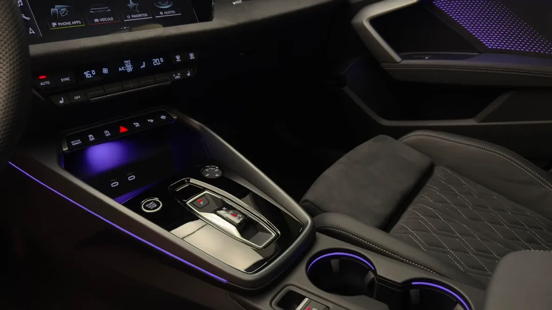 Audi-A3-A3 Sportb. Performance Black 2.0 S-tron.