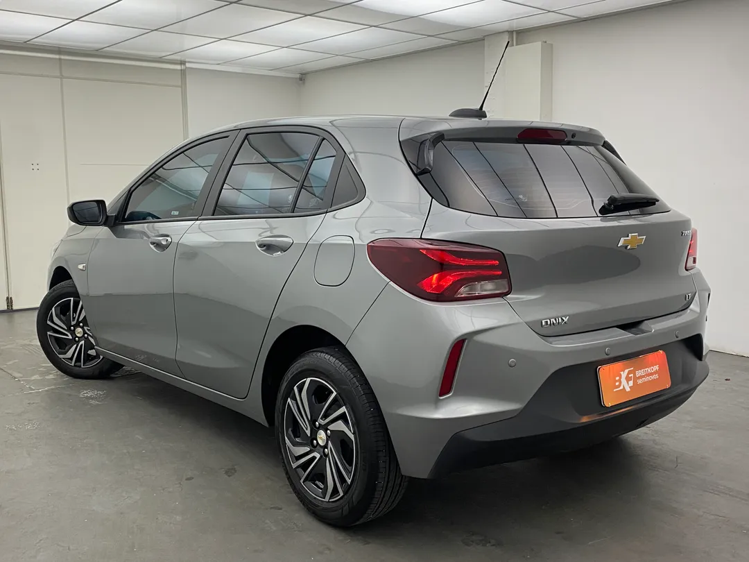GM - Chevrolet-ONIX-ONIX HATCH LT 1.0 12V TB Flex 5p Mec.