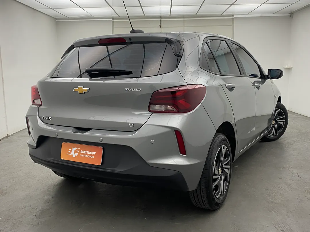 GM - Chevrolet-ONIX-ONIX HATCH LT 1.0 12V TB Flex 5p Mec.