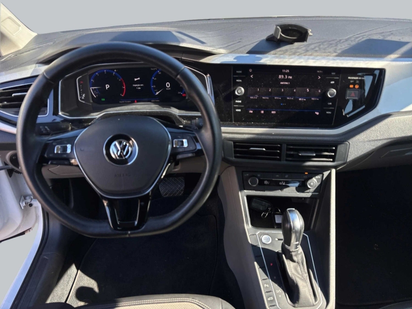 Volkswagen-POLO-1.0 200 TSI HIGHLINE AUTOMÁTICO