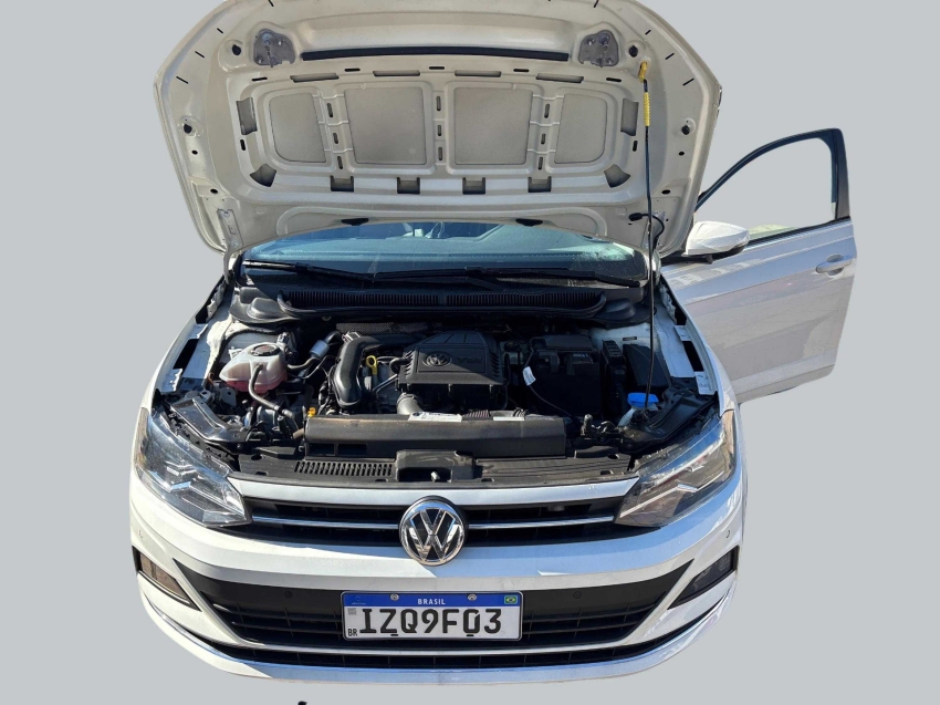 Volkswagen-POLO-1.0 200 TSI HIGHLINE AUTOMÁTICO