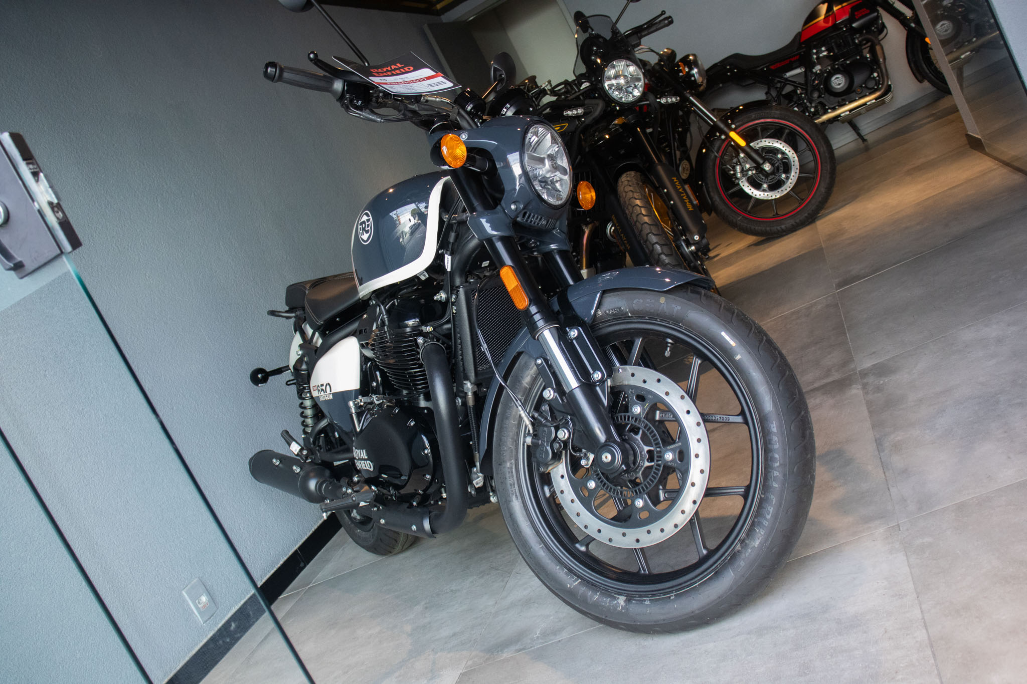 Royal Enfield-Shotgun-Shotgun 650cc ABS