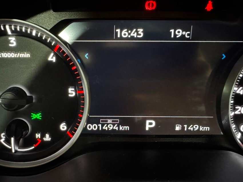 Mitsubishi-TRITON-2.4 BITURBO DIESEL CD HPE 4X4 AUTOMÁTICO