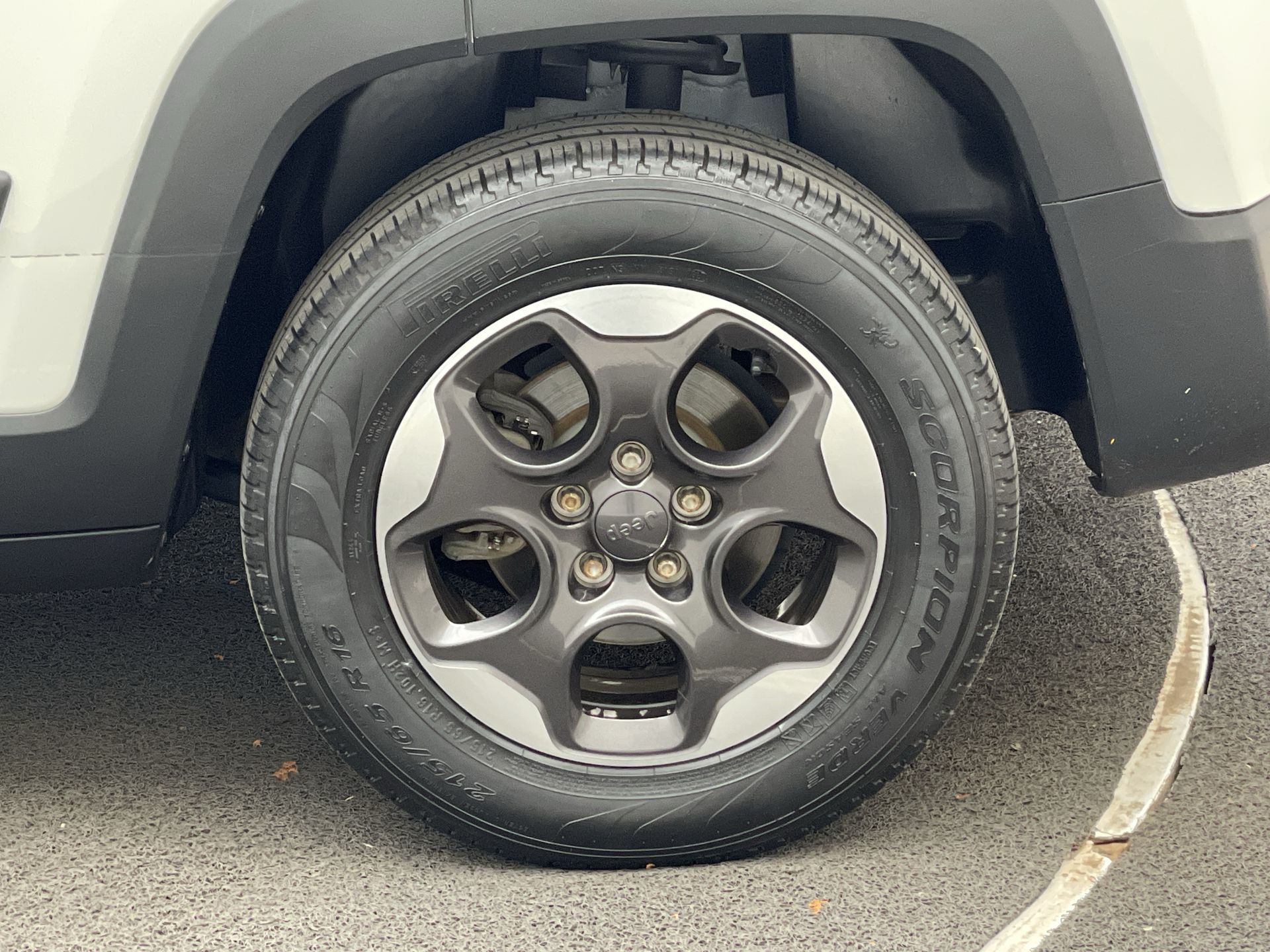 Jeep-RENEGADE-Renegade 1.8 4x2 Flex 16V Aut.