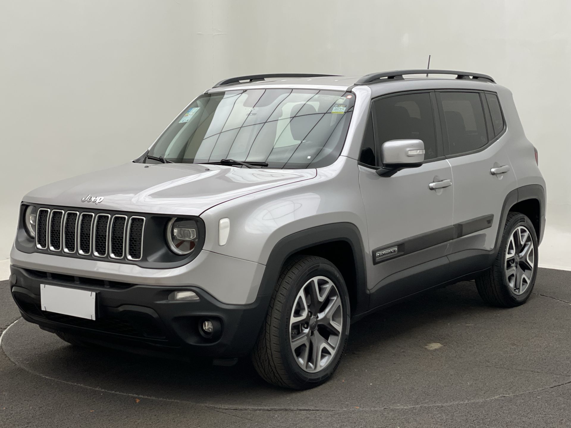 Jeep-RENEGADE-Renegade Longitude 1.8 4x2 Flex 16V Aut.