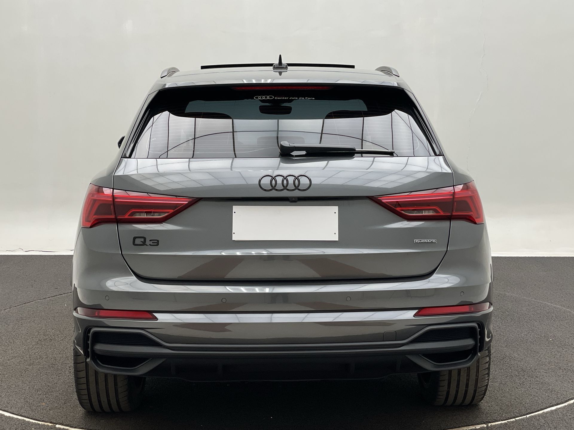 Q3 Perf. Black.Plus 2.0 TFSI Tip. Quat.