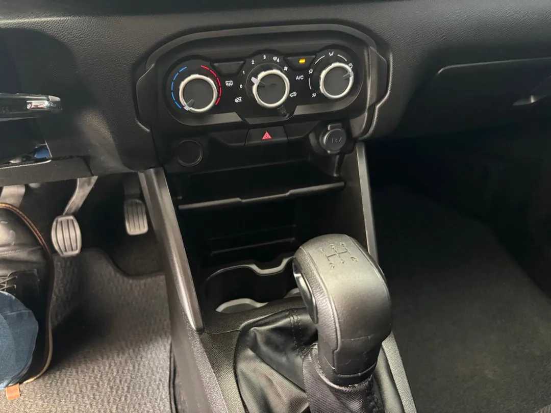 Citroën-C3-C3 Live 1.0 Flex 6V 5p Mec.