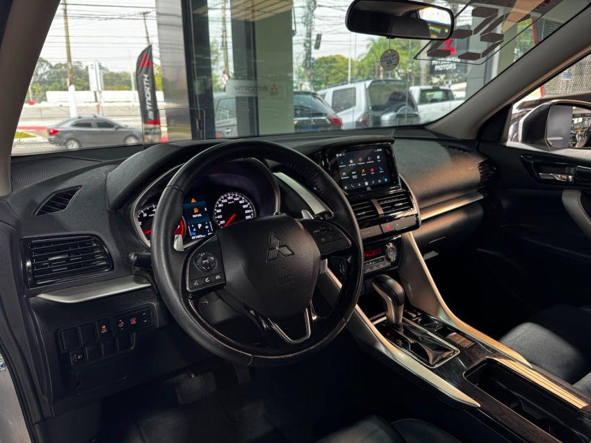 Mitsubishi-ECLIPSE CROSS-1.5 MIVEC TURBO GASOLINA HPE CVT