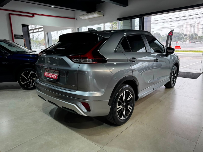 Mitsubishi-ECLIPSE CROSS-1.5 MIVEC TURBO GASOLINA HPE CVT