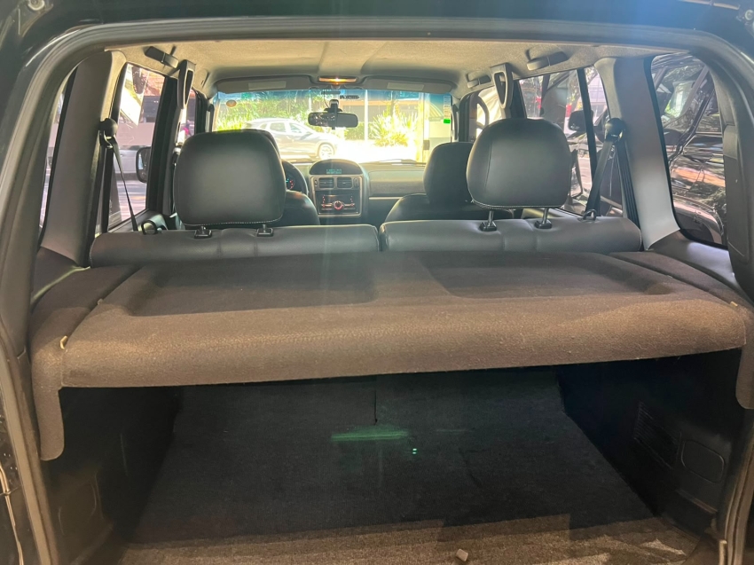 Mitsubishi-PAJERO TR4-2.0 4X2 16V 140CV FLEX 4P AUTOMÁTICO
