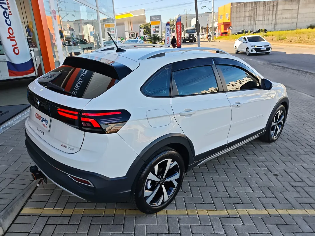 Nivus Highline 1.0 200 TSI Flex Aut.