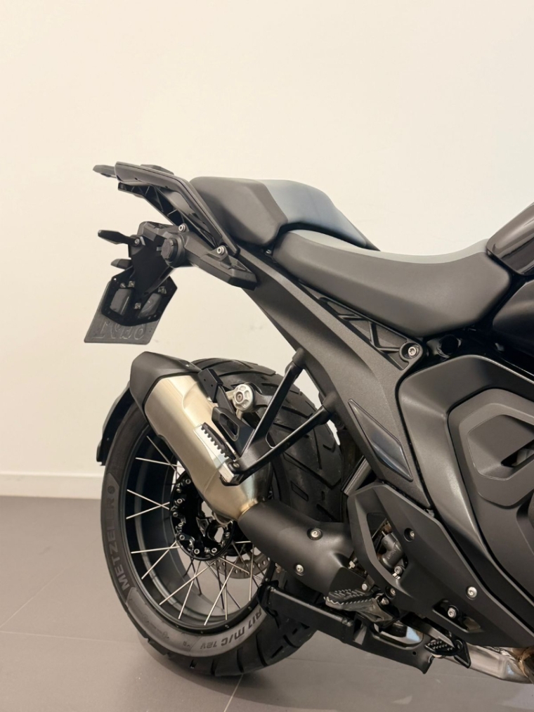 BMW Motorrad-R 1300 GS-TRIPLE BLACK