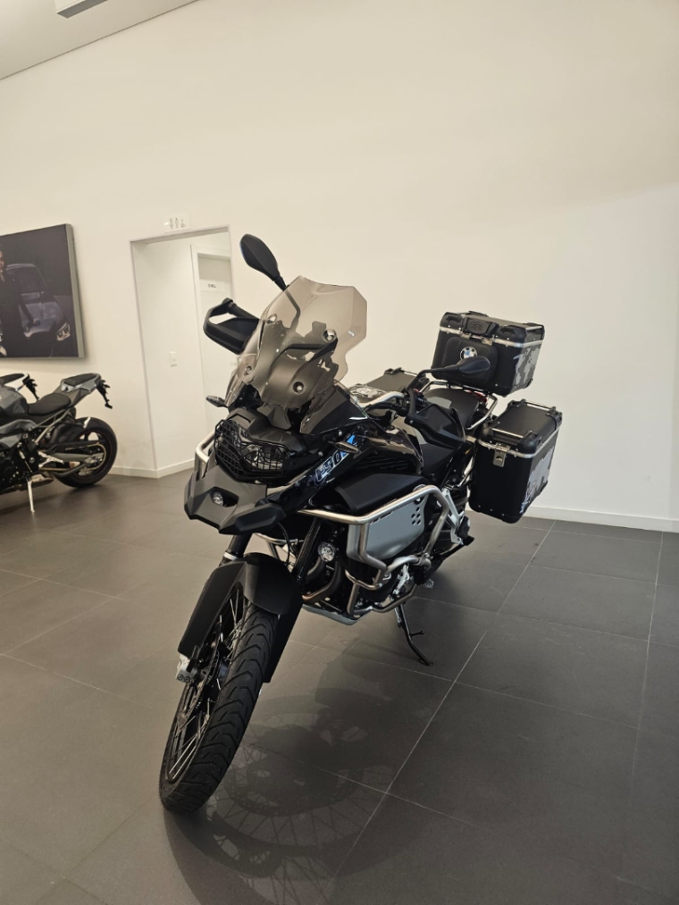 BMW Motorrad-F 900 GS-ADVENTURE