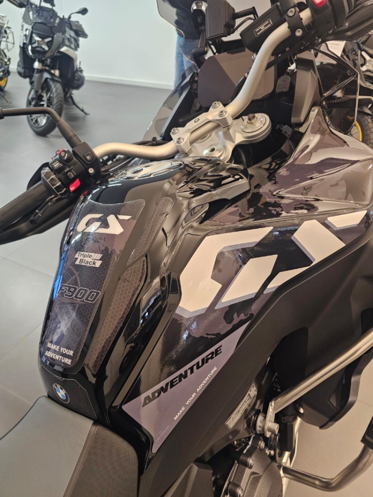 BMW Motorrad-F 900 GS-ADVENTURE