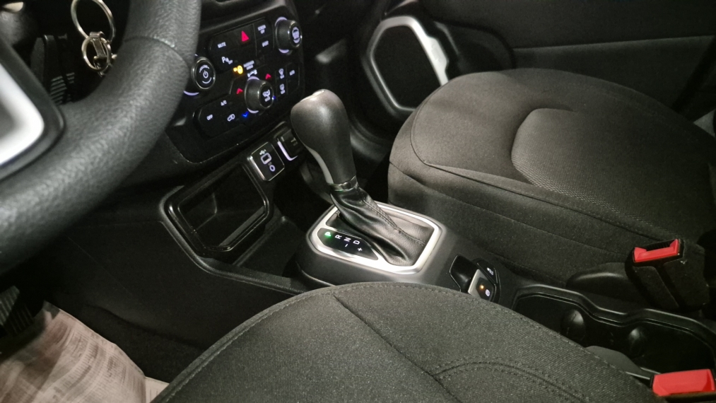 Jeep-RENEGADE-1.8 16V FLEX SPORT 4P AUTOMÁTICO