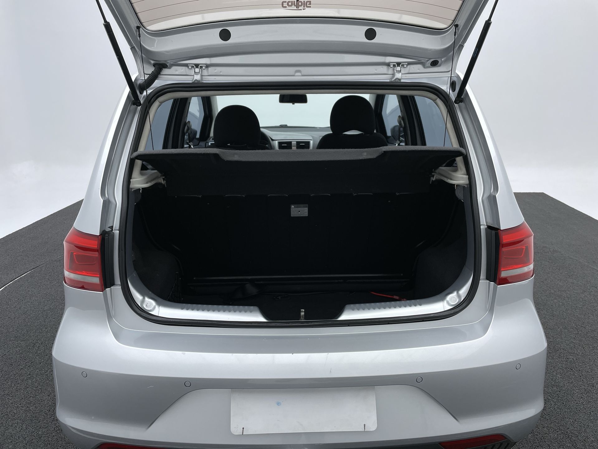 Volkswagen-Fox-Fox Comfortline 1.6 Flex 8V 5p