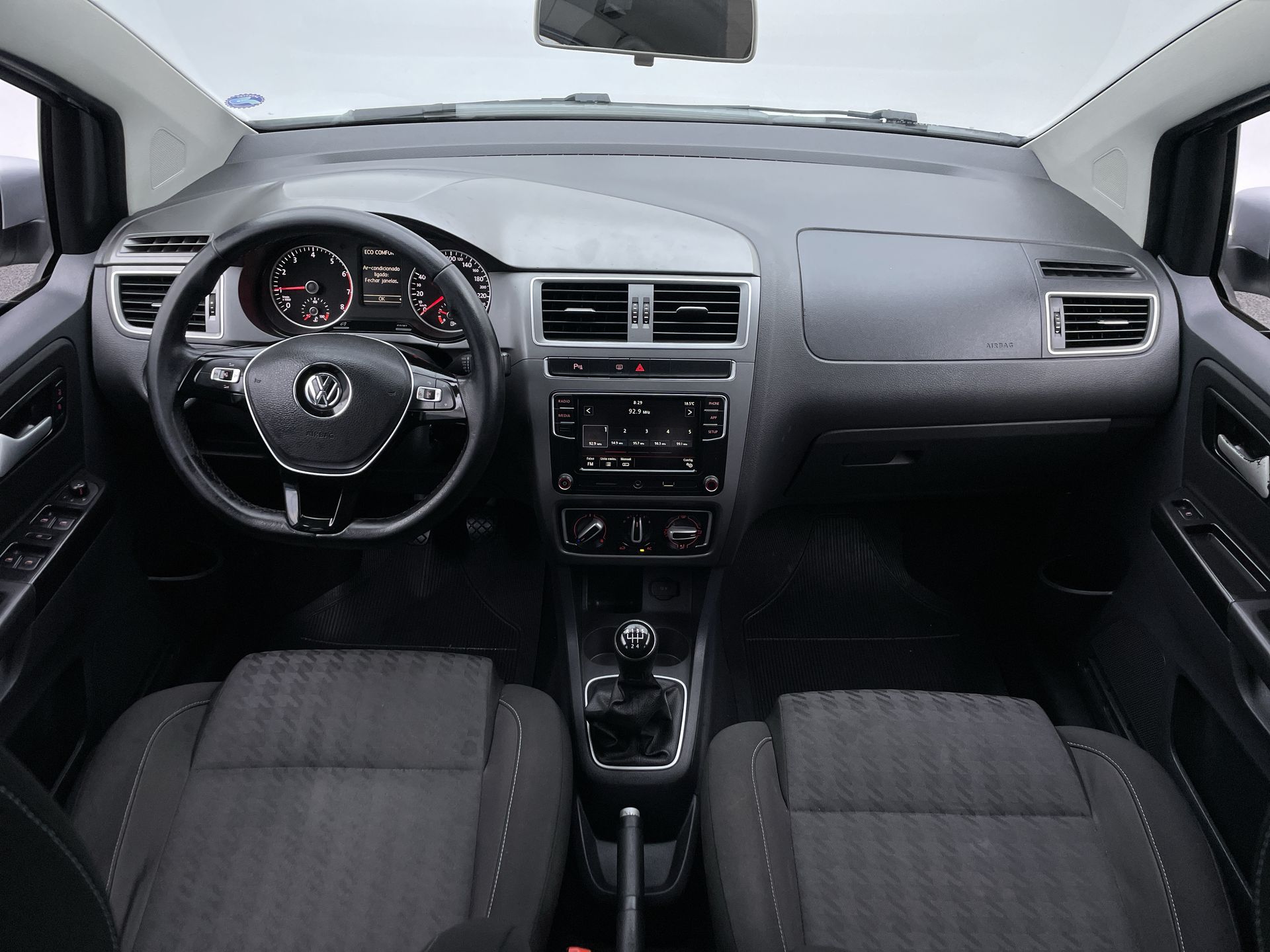 Volkswagen-Fox-Fox Comfortline 1.6 Flex 8V 5p