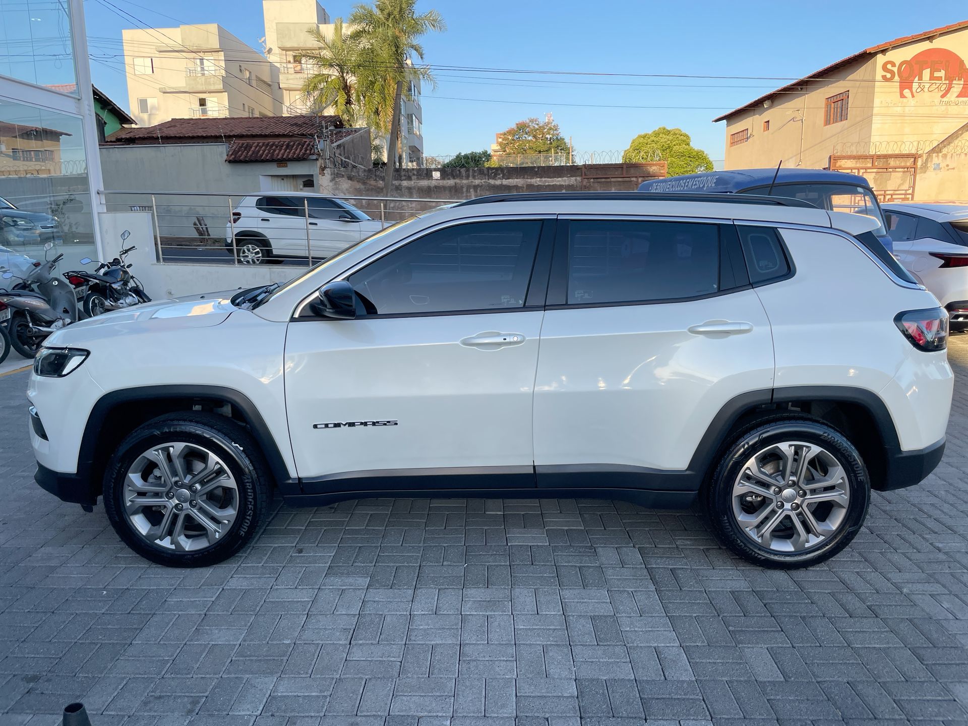 Jeep-COMPASS-COMPASS LONG. T270 1.3 TB 4x2 Flex Aut.