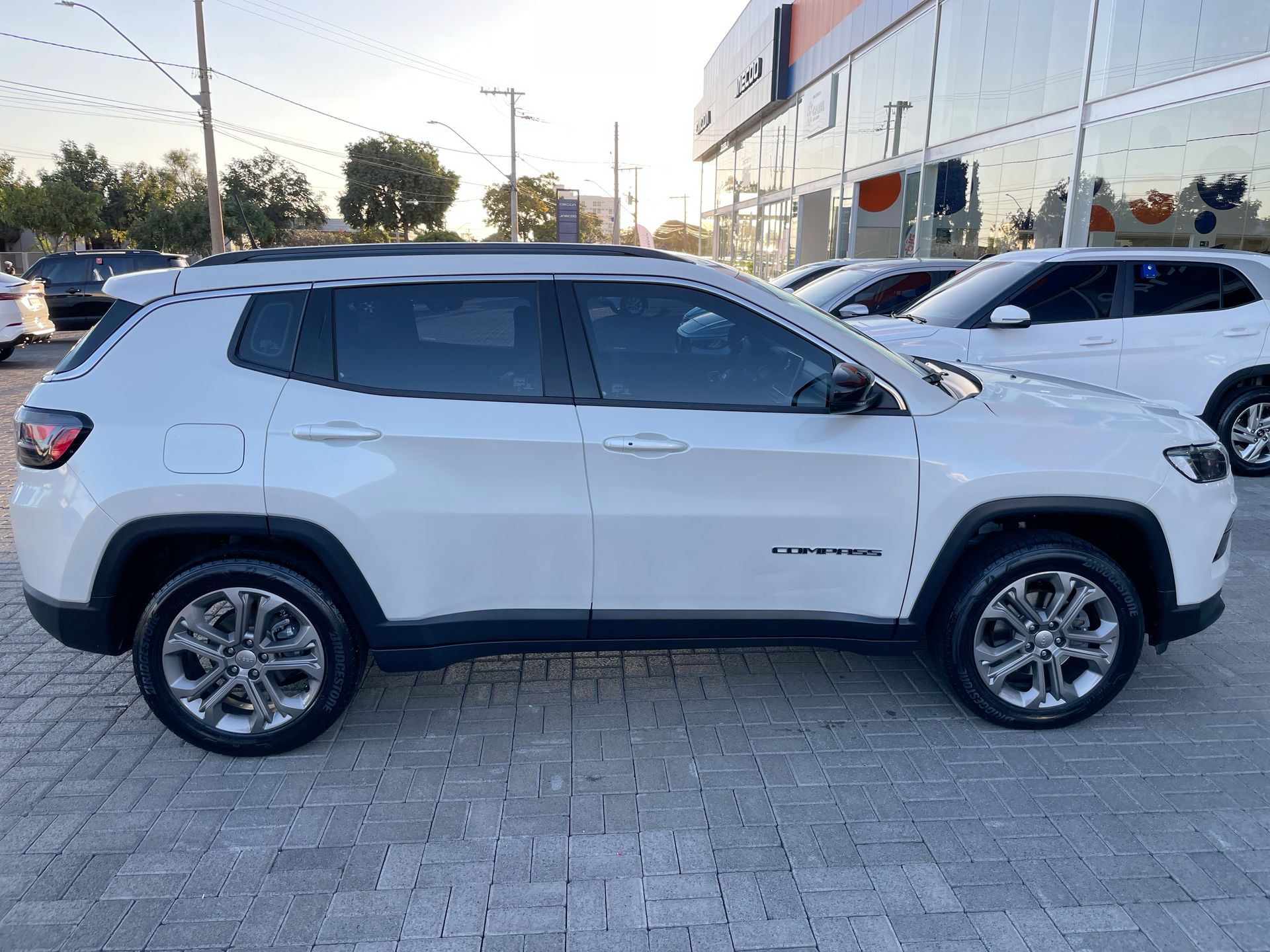 Jeep-COMPASS-COMPASS LONG. T270 1.3 TB 4x2 Flex Aut.