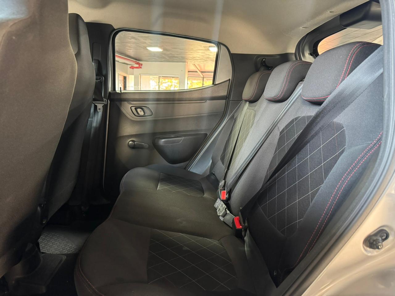 KWID Zen 1.0 Flex 12V 5p Mec.