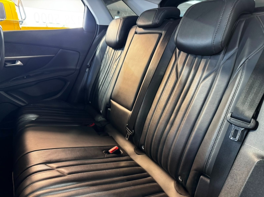 Peugeot-3008-1.6 GRIFFE PACK THP 16V GASOLINA 4P AUTOMÁTICO