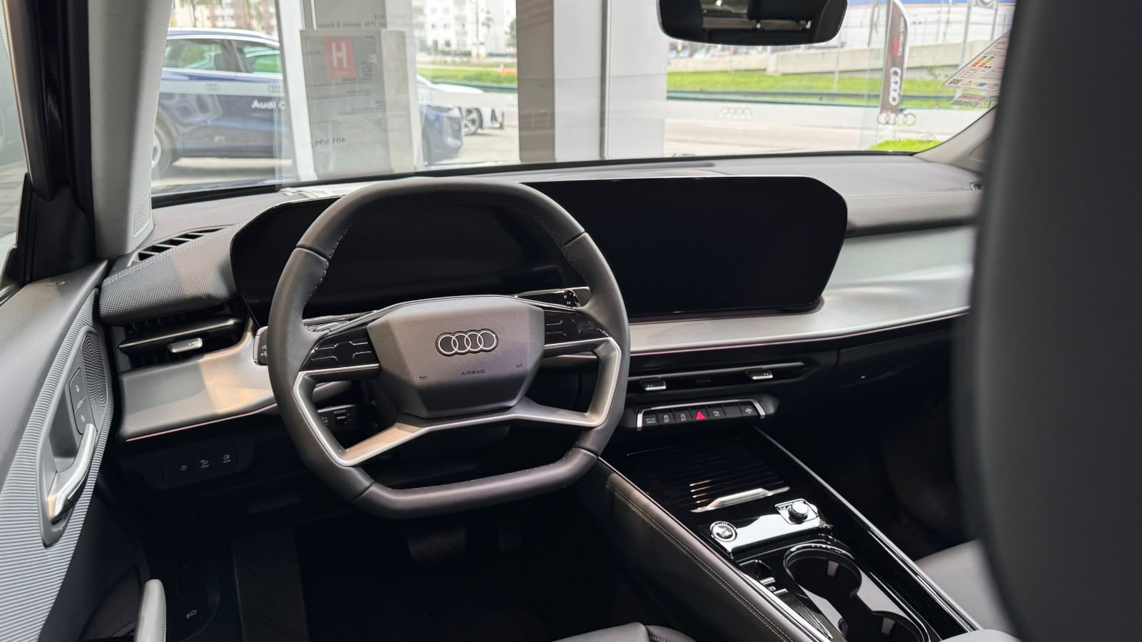 Audi-Q3-Q3 SPB Launch Edition 2.0 TFSI Quattro S tronic