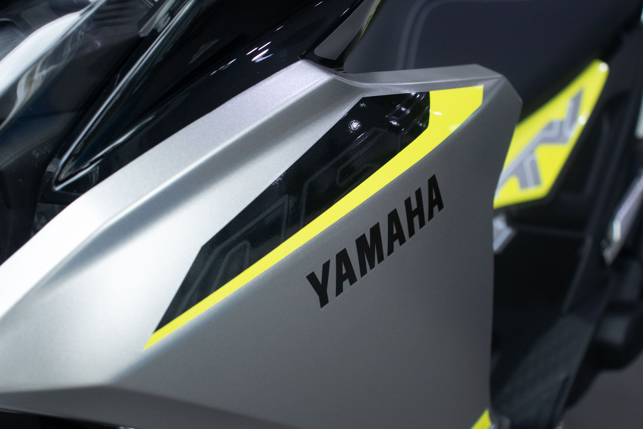 YAMAHA-Aerox-AEROX CONNECTED ABS