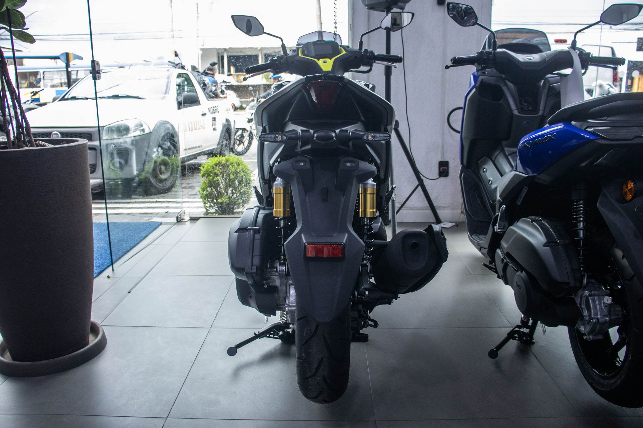 YAMAHA-Aerox-AEROX CONNECTED ABS