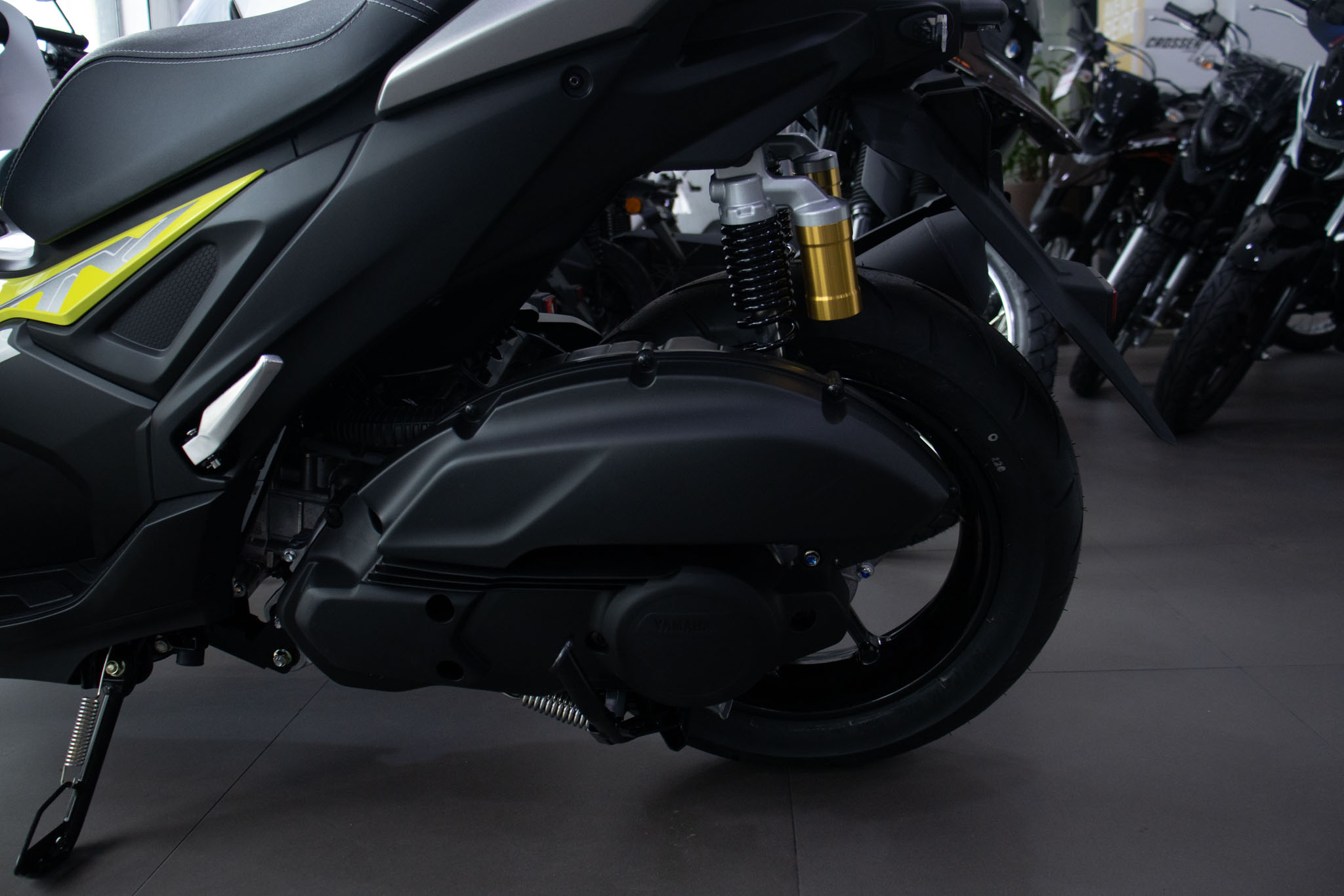 YAMAHA-Aerox-AEROX CONNECTED ABS