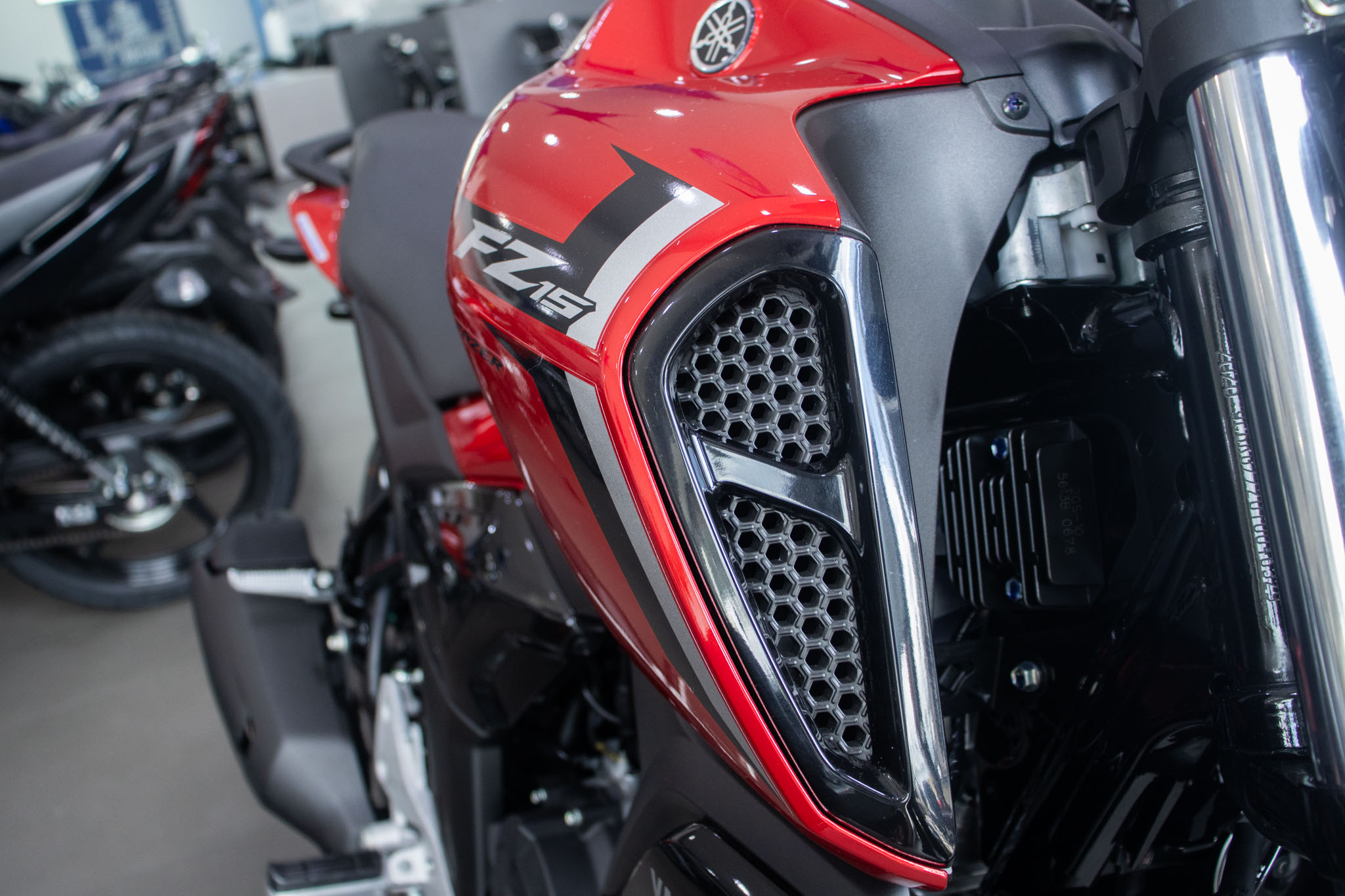 YAMAHA-FAZER-FZ15 150 FAZER CONNECTED FLEX