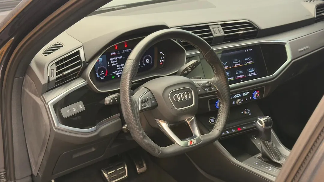 Q3 SPB Perf. Black 2.0 TFSI Tipt. Quat.