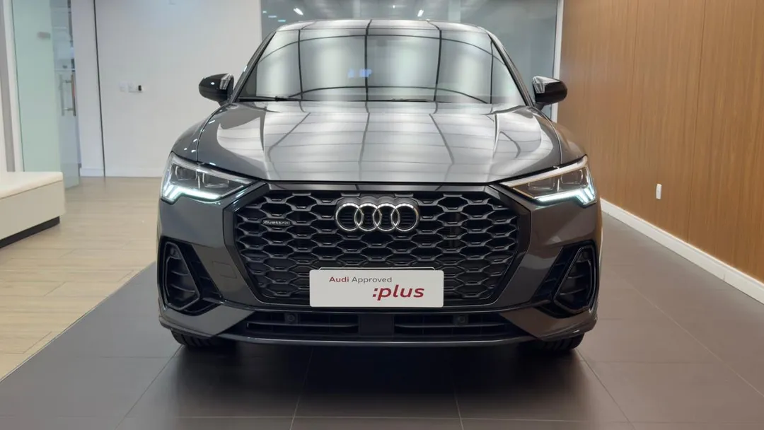 Q3 SPB Perf. Black 2.0 TFSI Tipt. Quat.