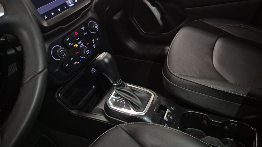 Jeep-RENEGADE-1.3 T270 TURBO FLEX LONGITUDE AT6