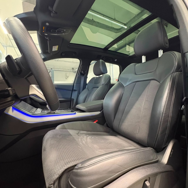 Audi-Q7-3.0 55 TFSI GASOLINA PERFORMANCE BLACK QUATTRO TIPTRONIC