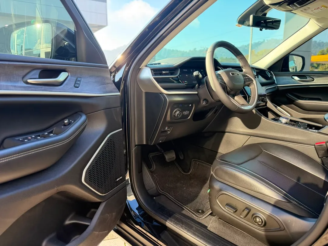 Jeep-GRAND-Grand Cherokee 4XE 2.0 T. Aut. (Híbrido)