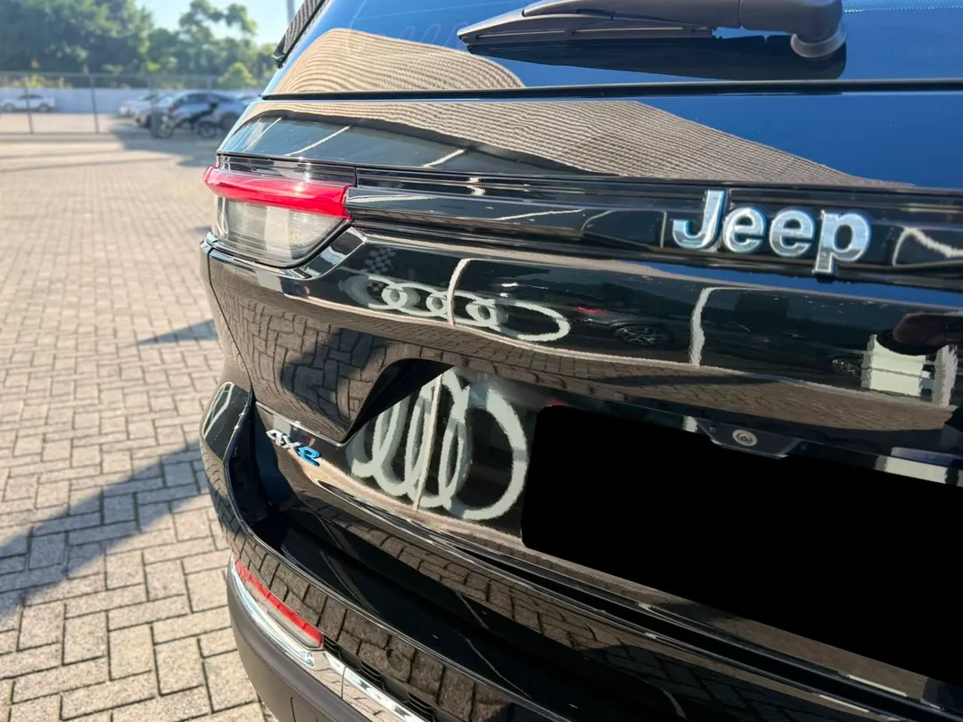Jeep-GRAND-Grand Cherokee 4XE 2.0 T. Aut. (Híbrido)
