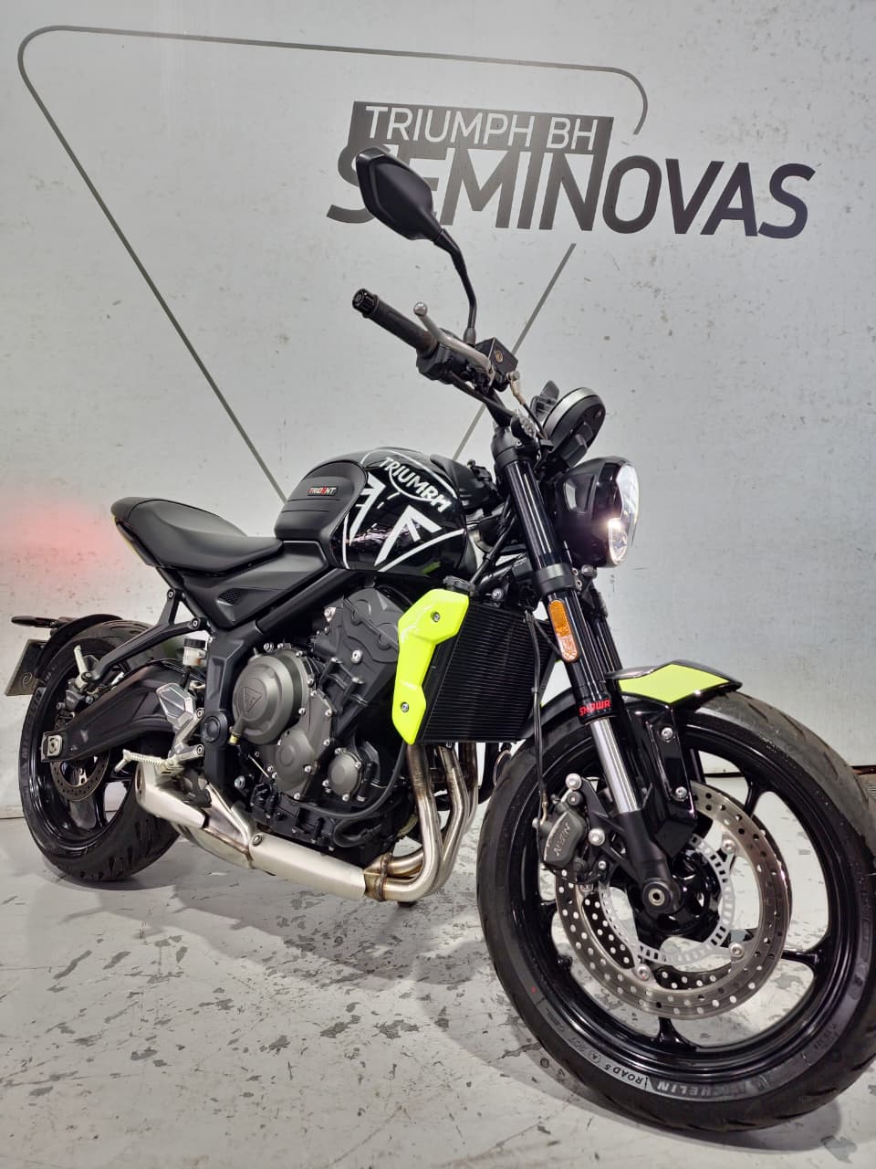 TRIUMPH-TRIDENT-TRIDENT 660