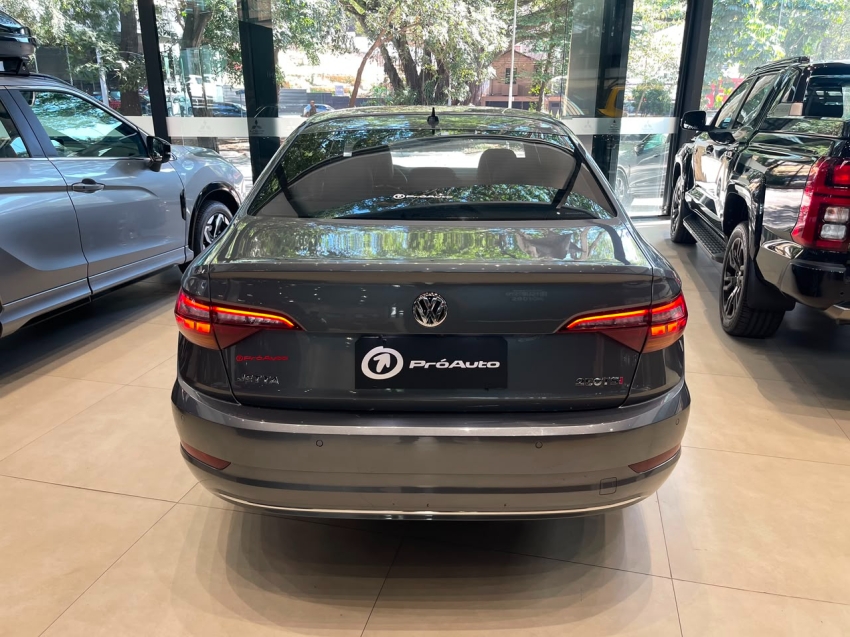 Volkswagen-JETTA-1.4 250 TSI TOTAL FLEX COMFORTLINE TIPTRONIC