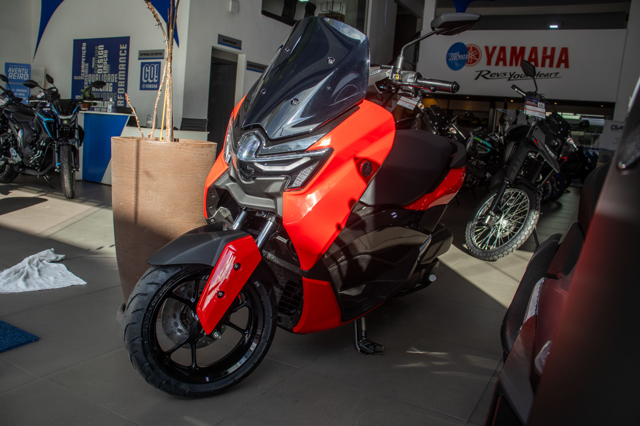 YAMAHA-NMAX-NMAX Connected 160 ABS