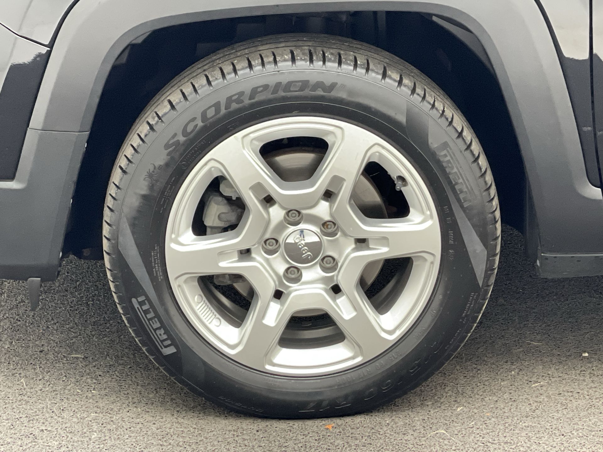 Renegade Sport T270 1.3 TB 4x2 Flex Aut.