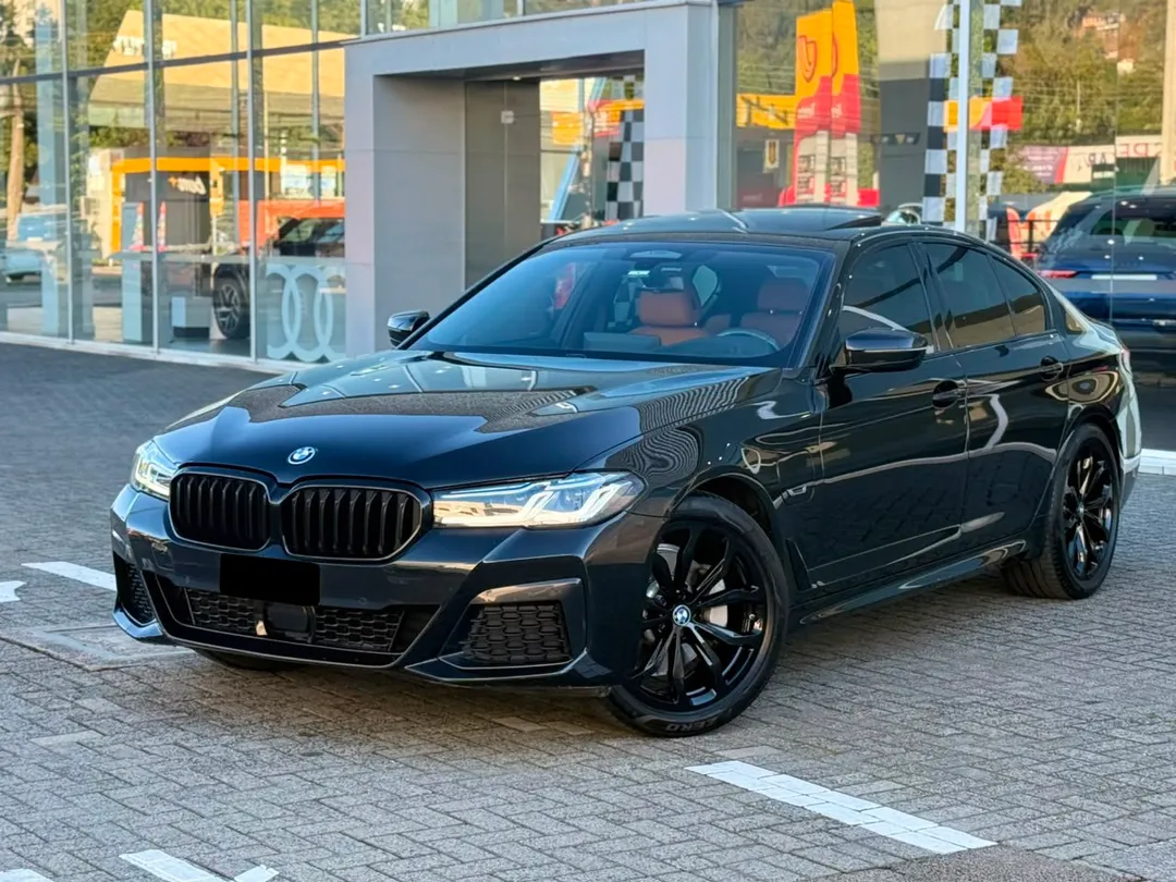 BMW-530e-530e M Sport 2.0 Turbo Aut. (Híbrido)