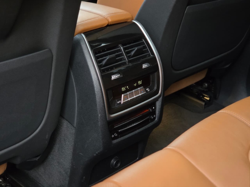 BMW-X5-3.0 I6 TURBO HÍBRIDO XDRIVE45E M SPORT AUTOMÁTICO